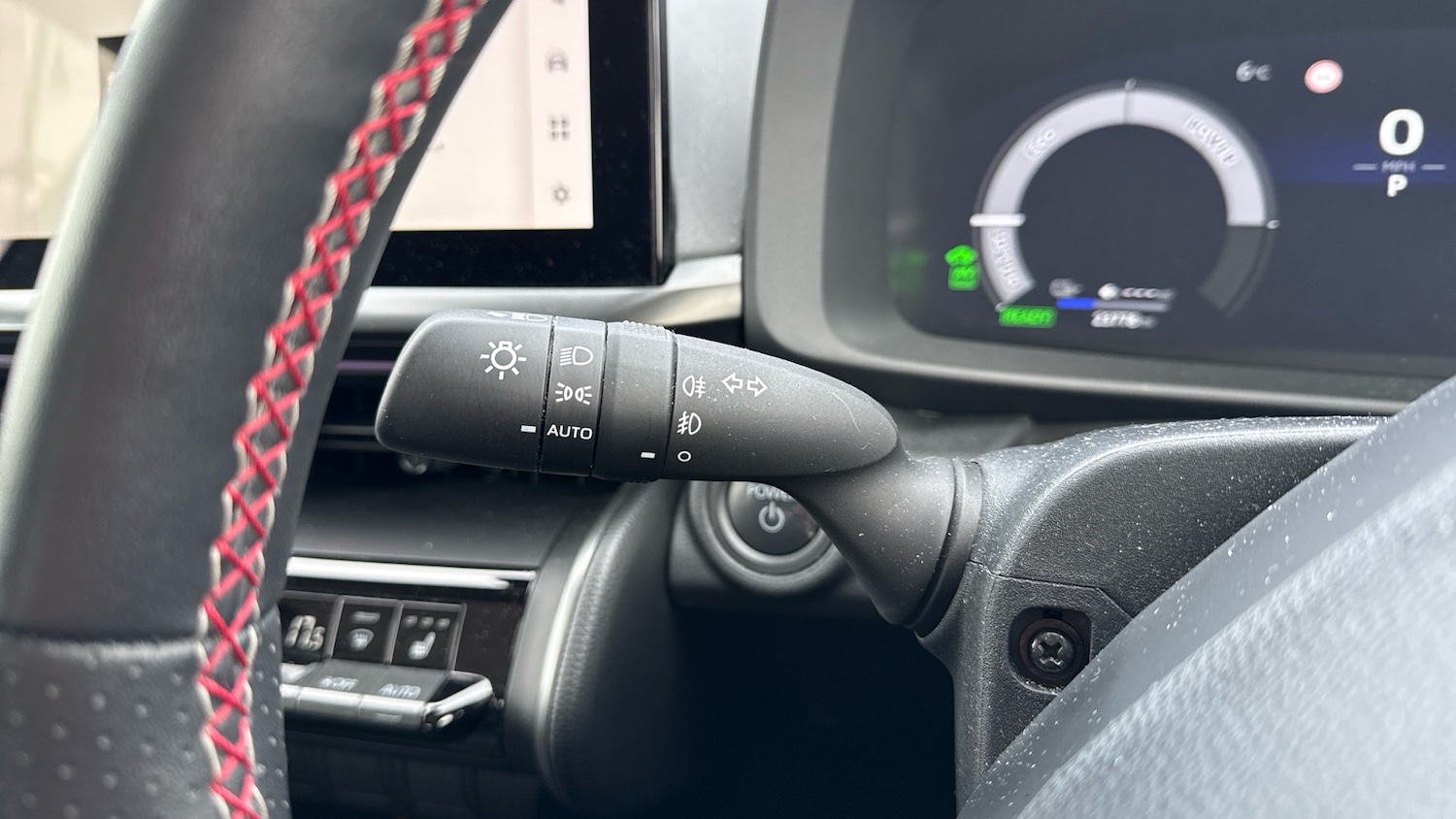 Used Toyota C-HR 2024 for sale - 77733013: Photo 42