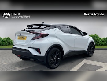 Used Toyota C-HR 2019 for sale - 79323809: Photo