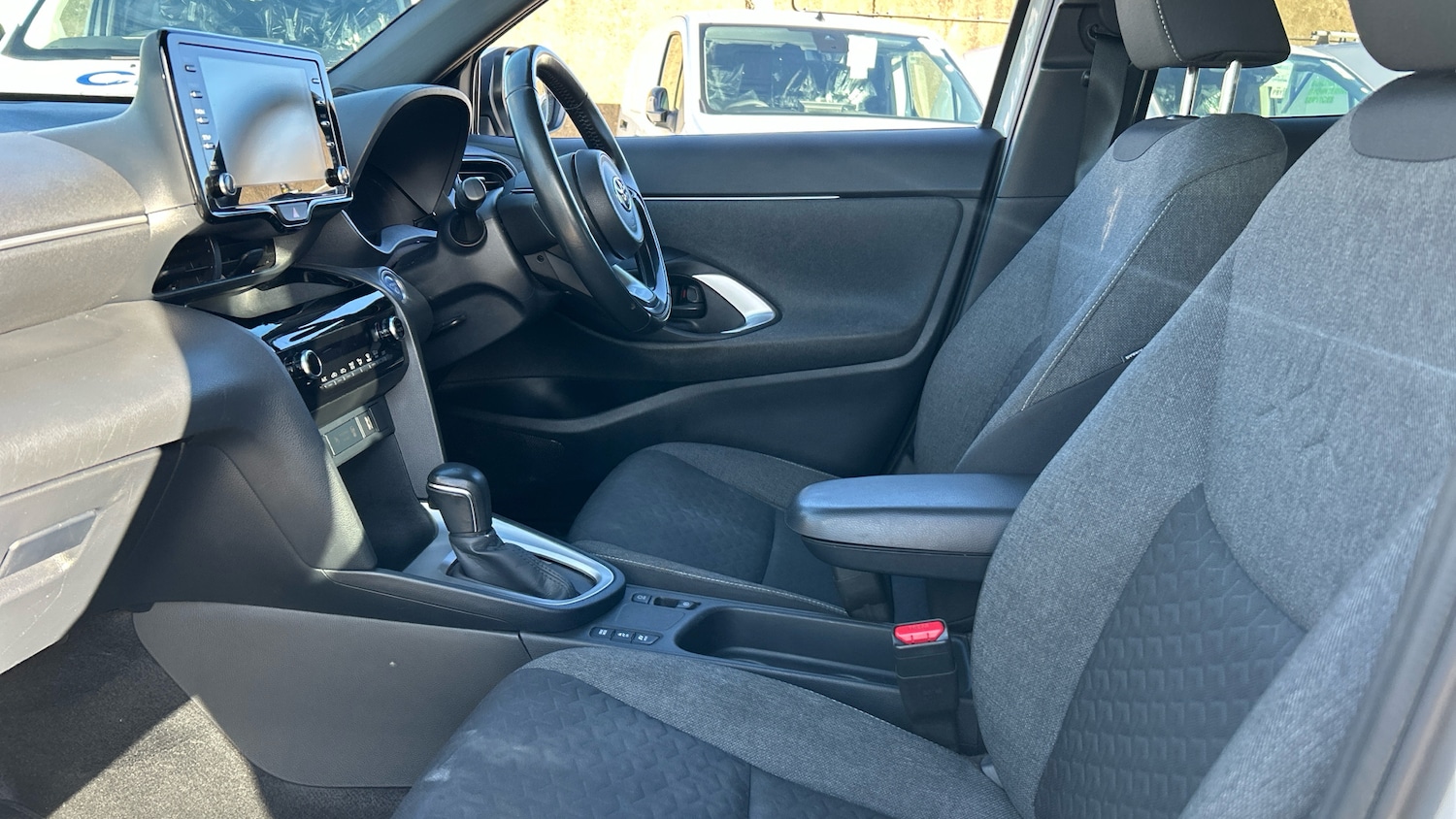 Used Toyota Yaris Cross 2021 for sale - 76374596: Photo 10