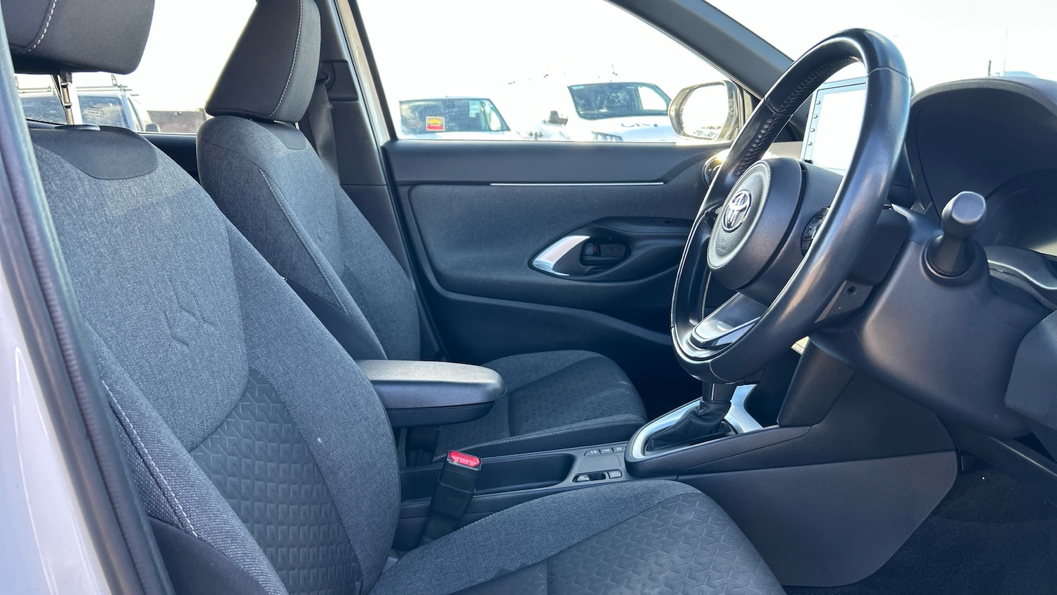 Used Toyota Yaris Cross 2021 for sale - 76374596: Photo 11
