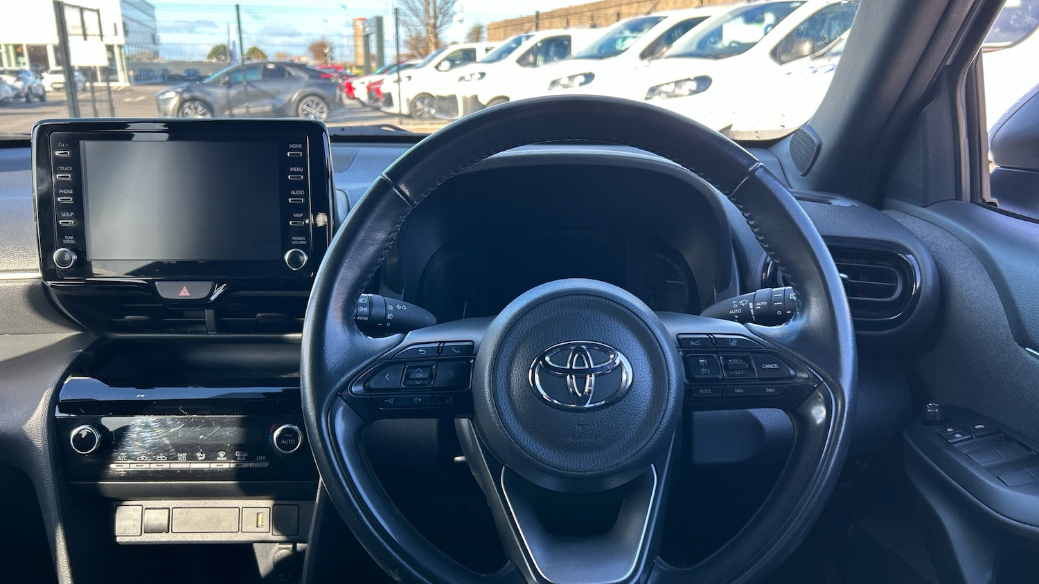 Used Toyota Yaris Cross 2021 for sale - 76374596: Photo 6
