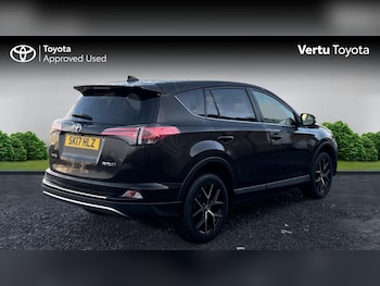 Used Toyota RAV4 2017 for sale - 77045554: Photo