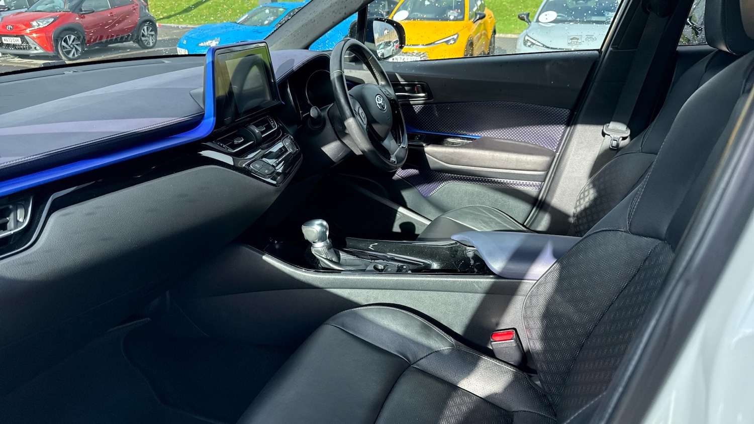 Used Toyota C-HR 2017 for sale - 76321674: Photo 10