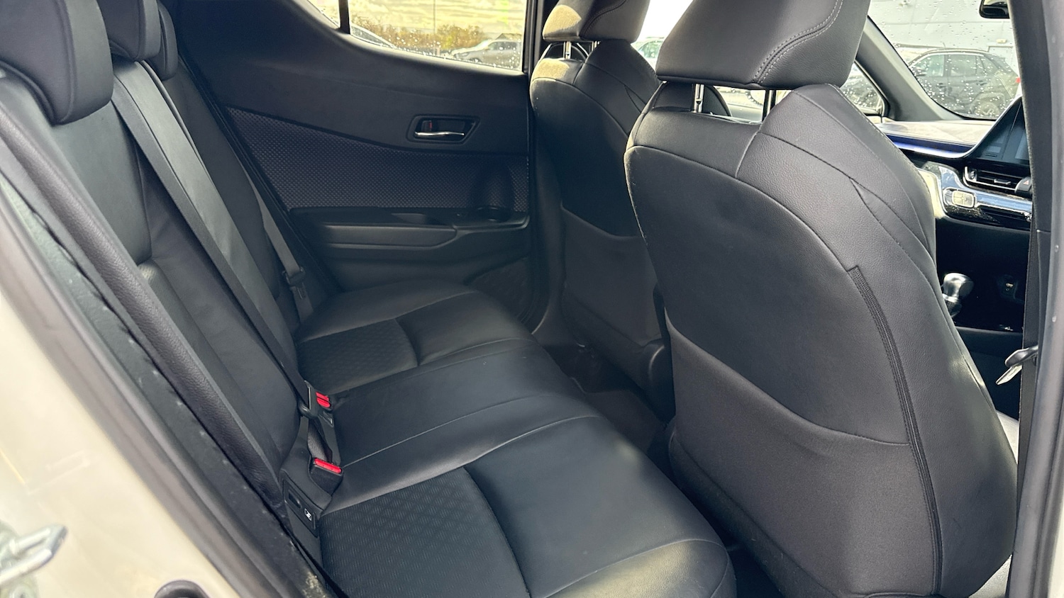 Used Toyota C-HR 2017 for sale - 76321674: Photo 12