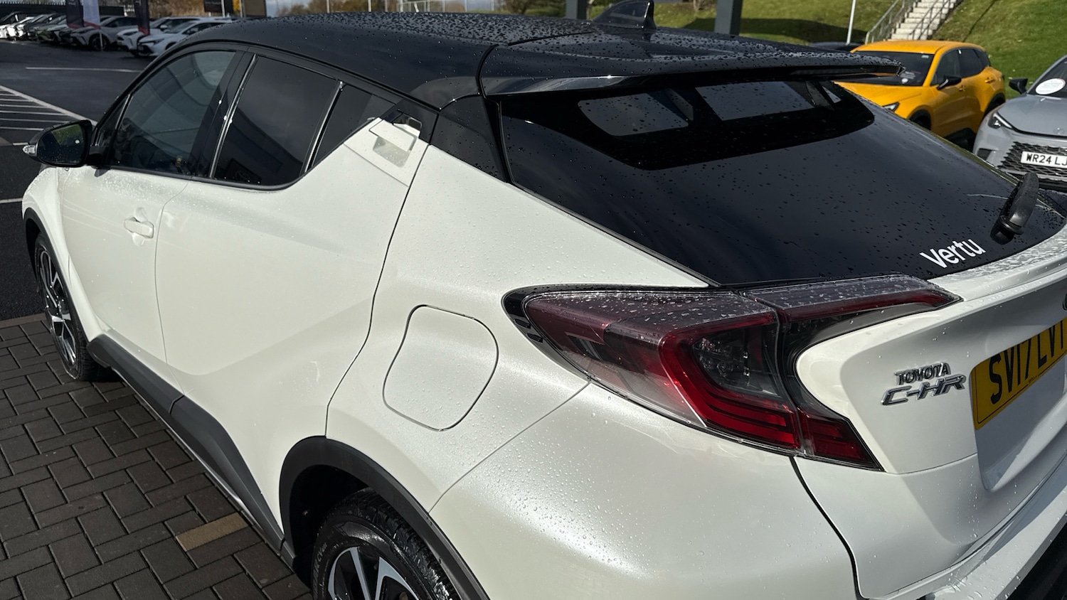 Used Toyota C-HR 2017 for sale - 76321674: Photo 44