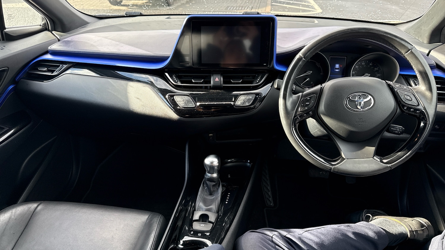 Used Toyota C-HR 2017 for sale - 76321674: Photo 5