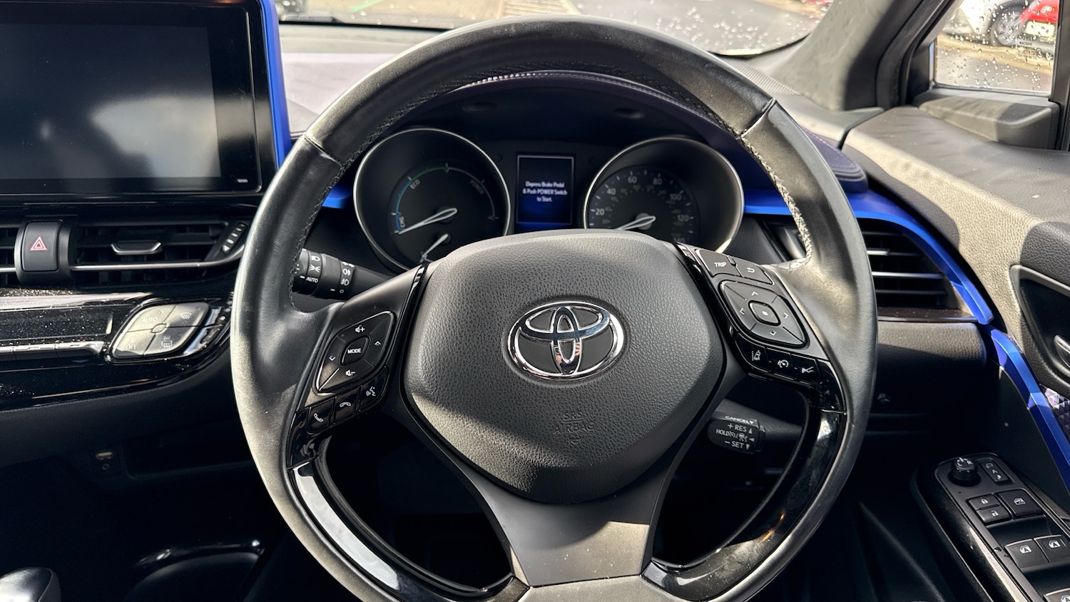 Used Toyota C-HR 2017 for sale - 76321674: Photo 8