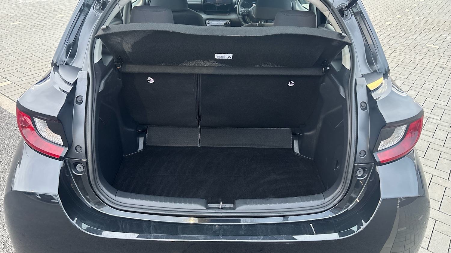 Used Toyota Yaris 2025 for sale - 77763333: Photo 14