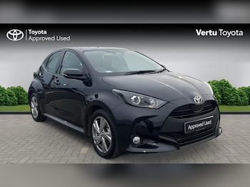 Used Toyota Yaris 2025 for sale - 77763333: Photo