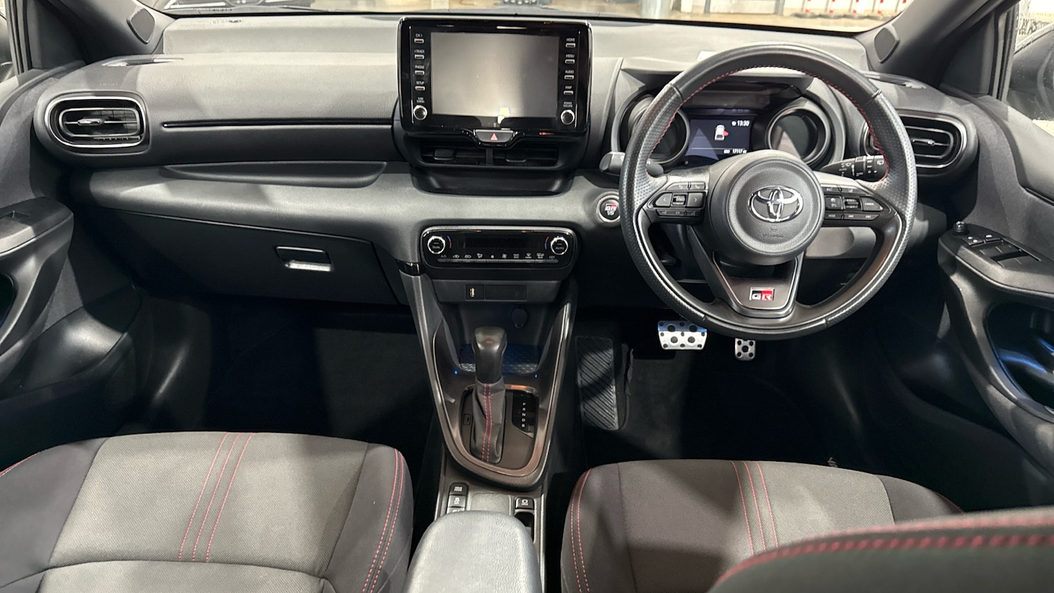 Used Toyota Yaris 2023 for sale - 76541292: Photo 5