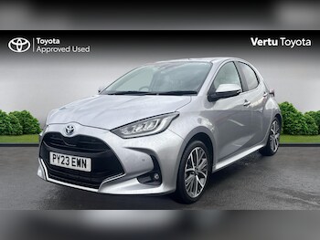 Used Toyota Yaris 2023 for sale - 77873159: Photo