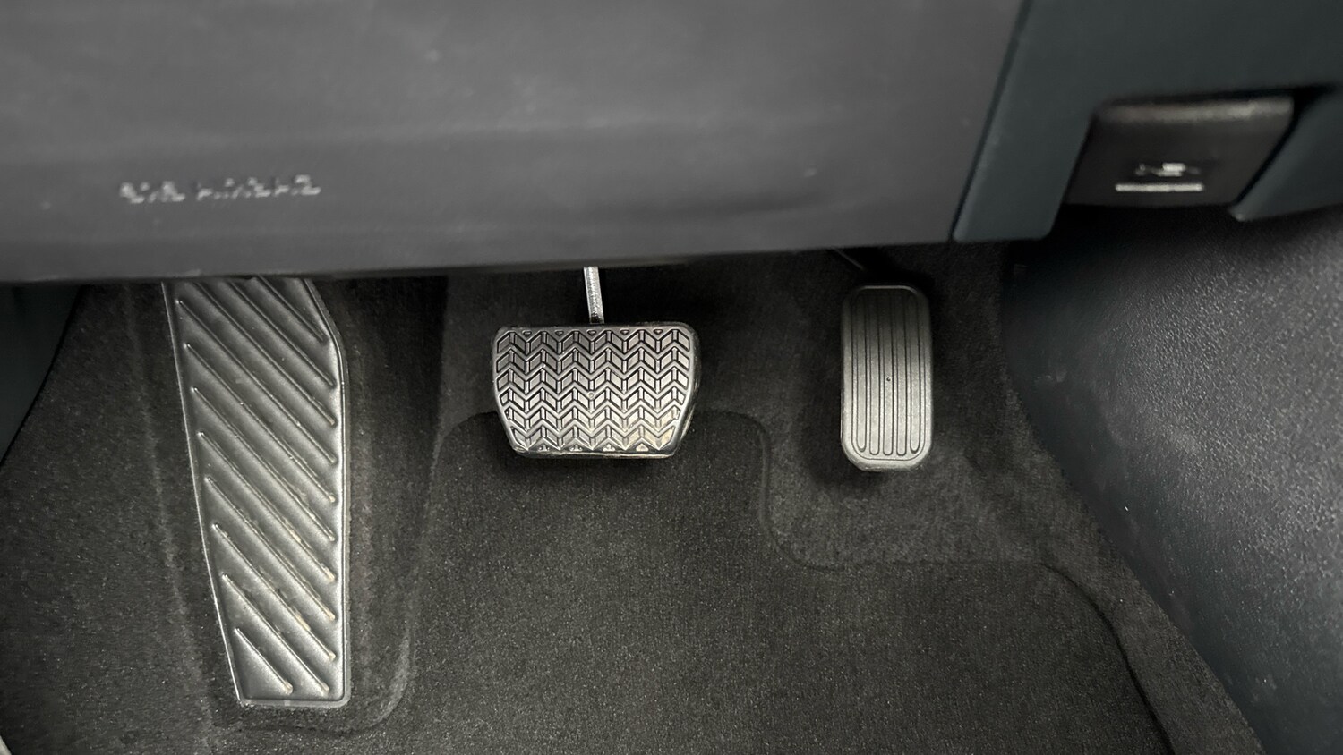 Used Toyota C-HR 2025 for sale - 76578464: Photo 40