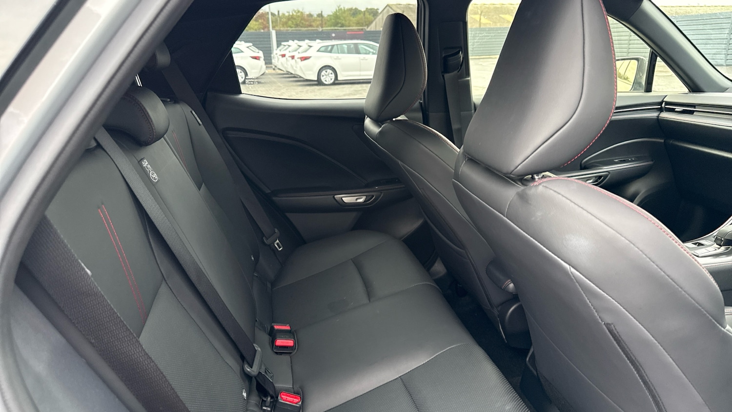 Used Lexus LBX 2024 for sale - 76117304: Photo 12