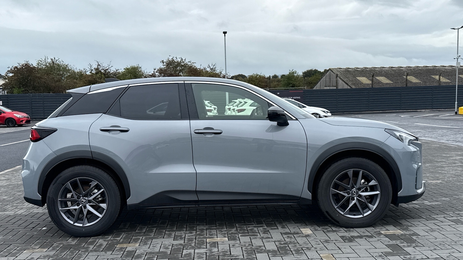 Used Lexus LBX 2024 for sale - 76117304: Photo 16