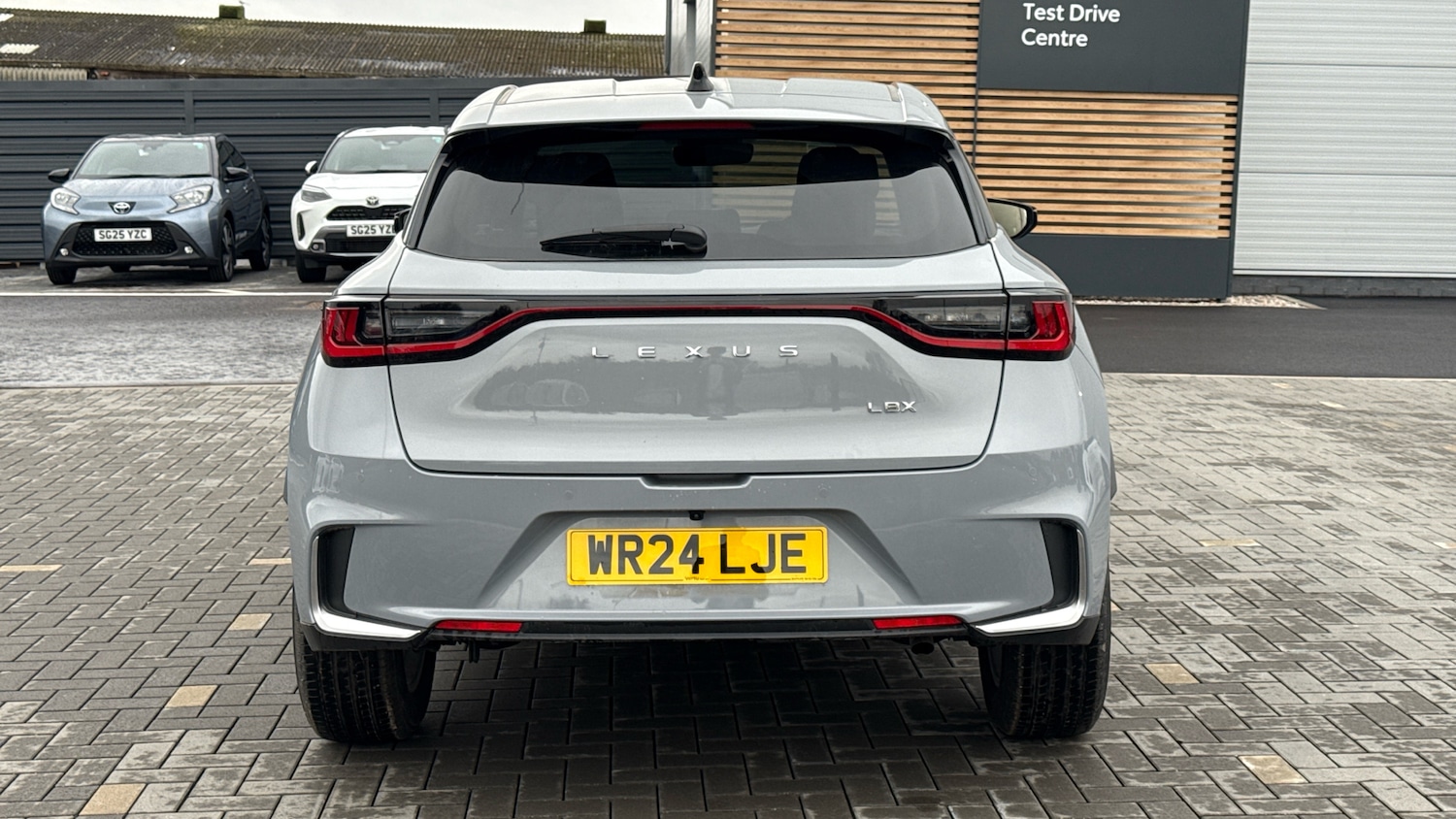 Used Lexus LBX 2024 for sale - 76117304: Photo 19