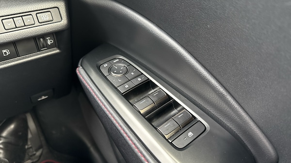 Used Lexus LBX 2024 for sale - 76117304: Photo 34