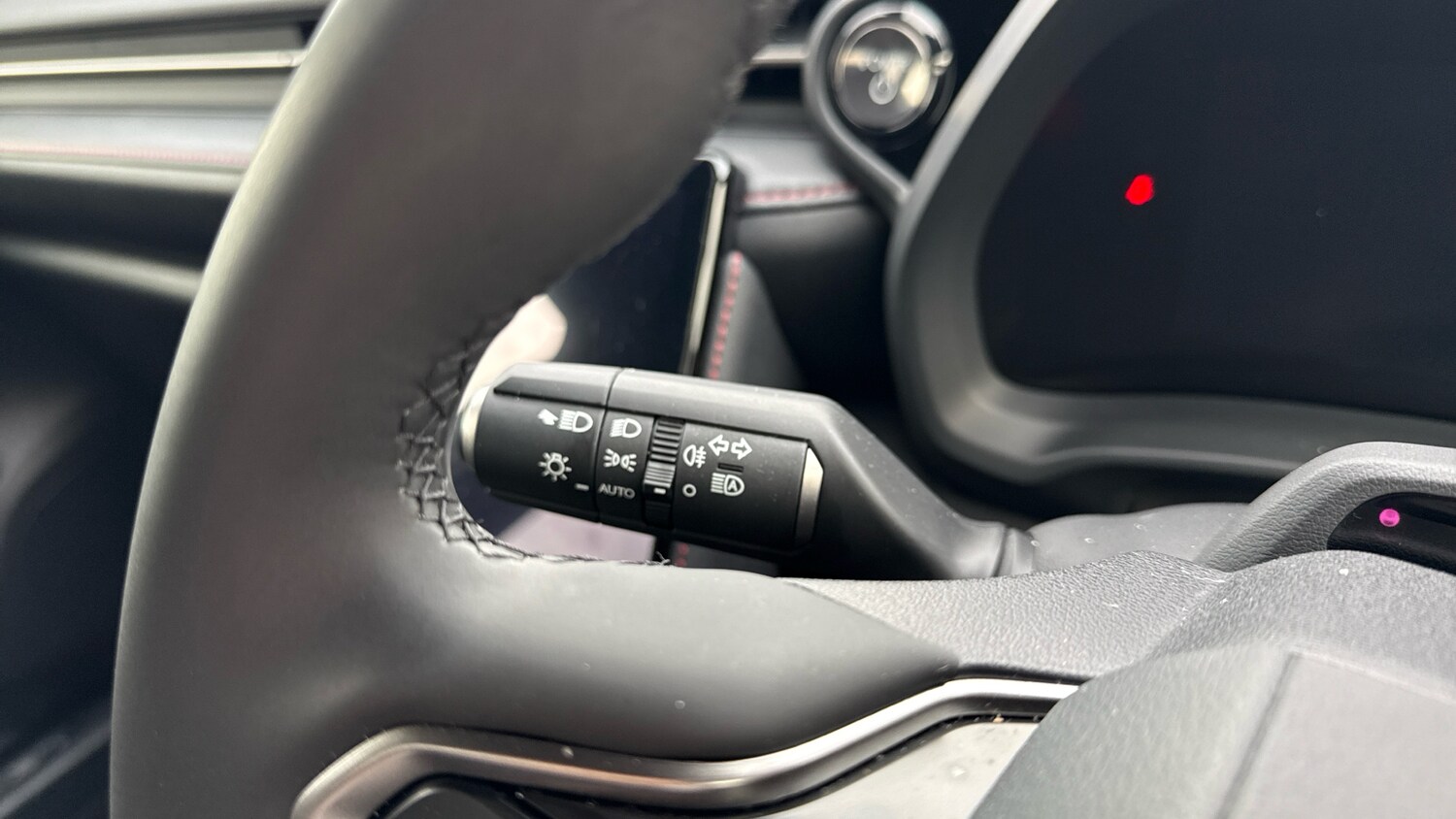 Used Lexus LBX 2024 for sale - 76117304: Photo 37