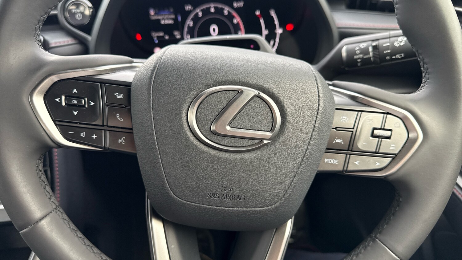 Used Lexus LBX 2024 for sale - 76117304: Photo 38