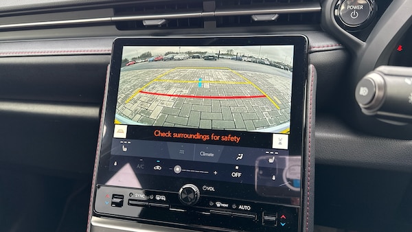 Used Lexus LBX 2024 for sale - 76117304: Photo 40