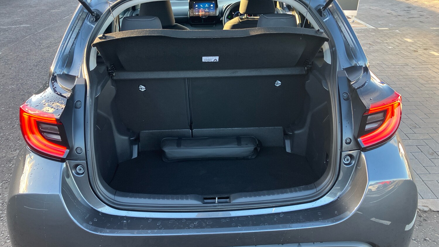 Used Toyota Yaris 2025 for sale - 76547592: Photo 14