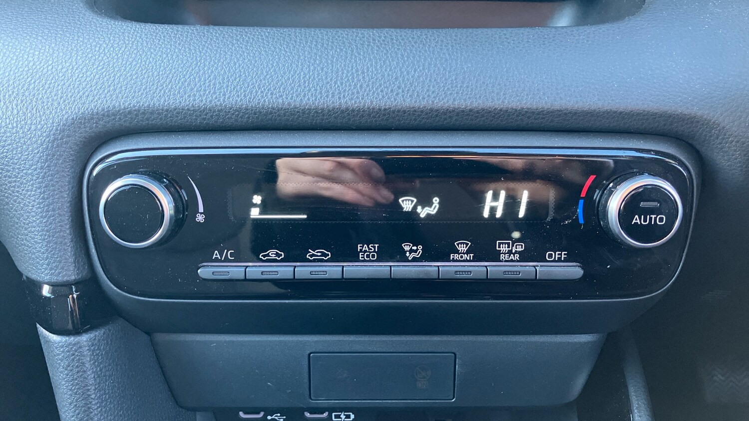 Used Toyota Yaris 2025 for sale - 76547592: Photo 21