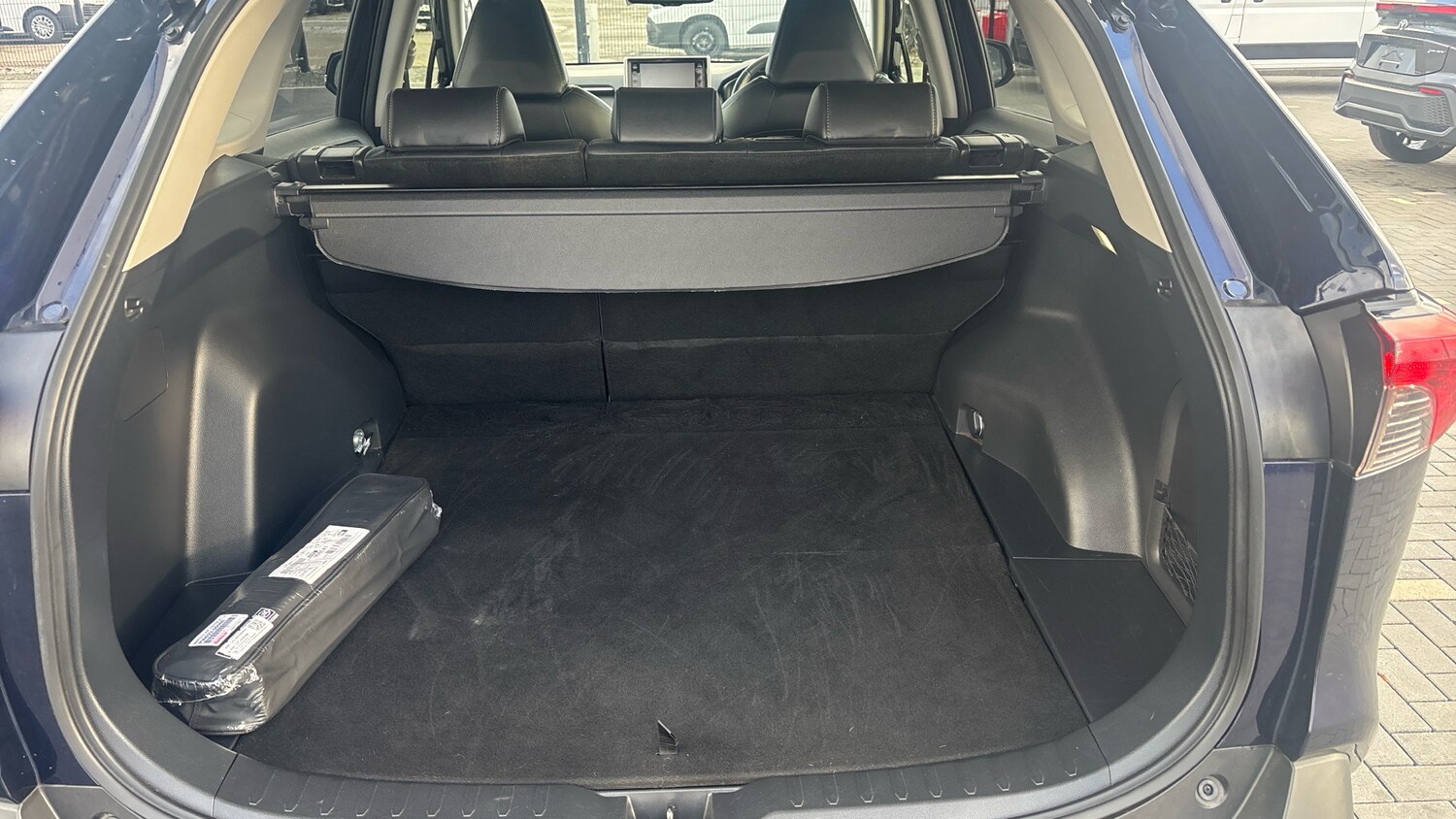 Used Toyota RAV4 2022 for sale - 76322452: Photo 14