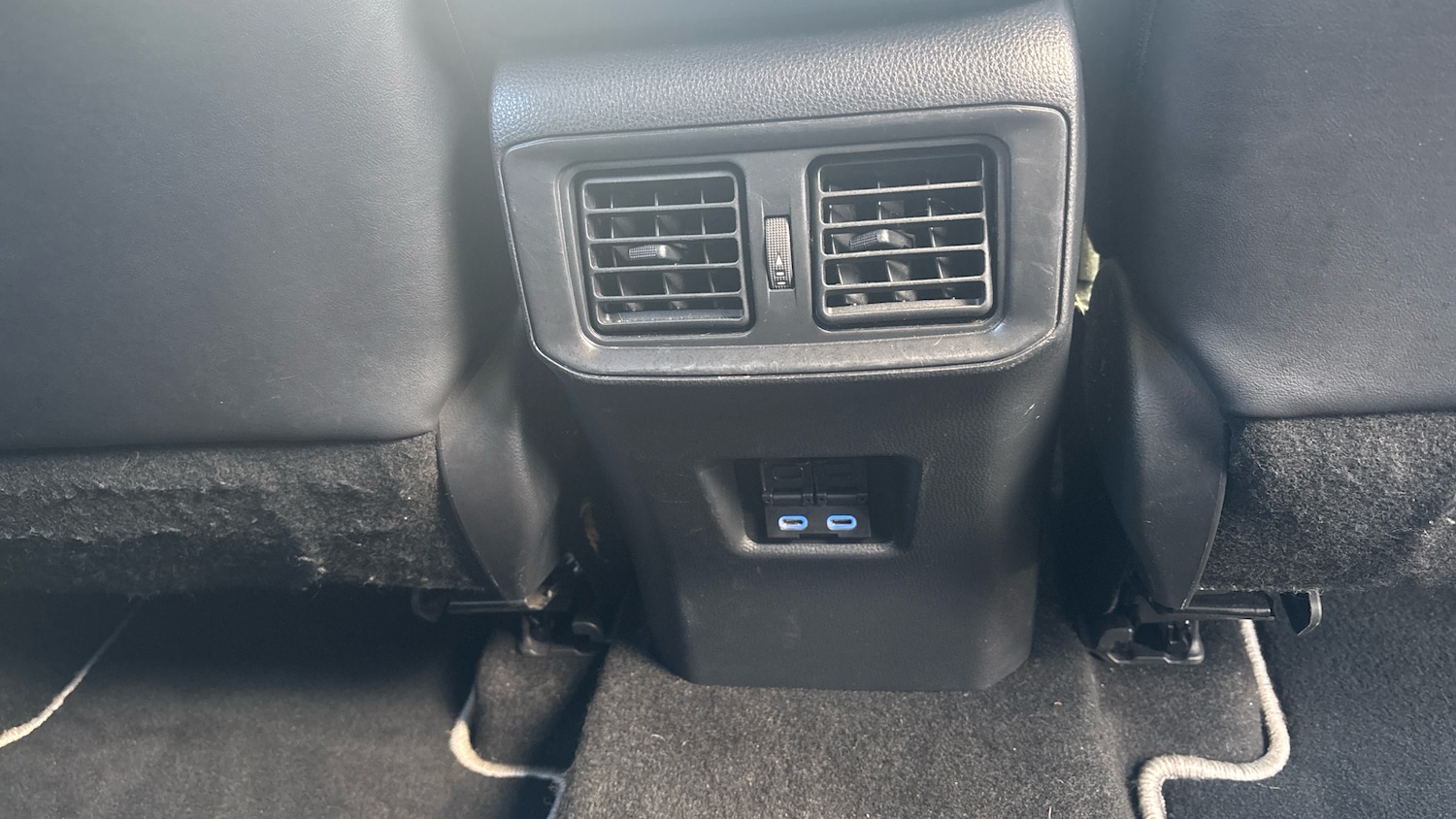 Used Toyota RAV4 2022 for sale - 76322452: Photo 42