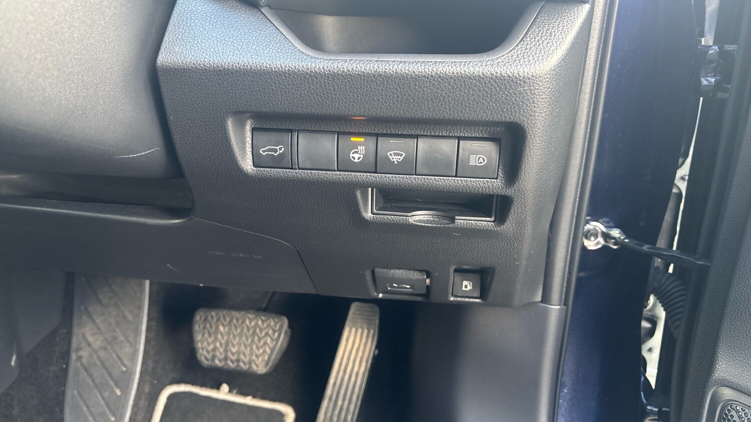 Used Toyota RAV4 2022 for sale - 76322452: Photo 46