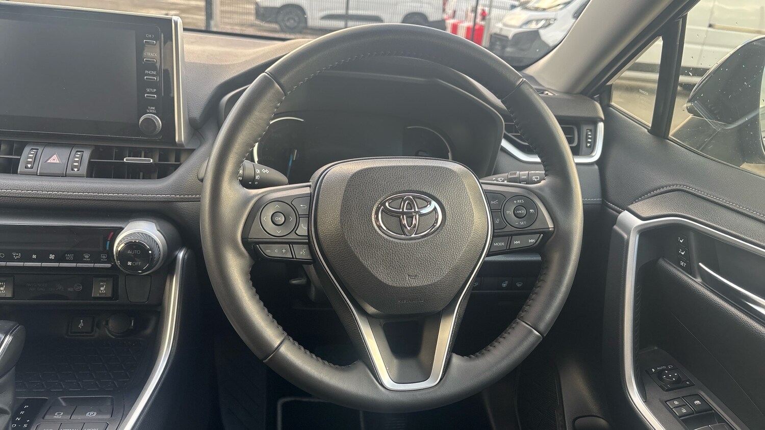 Used Toyota RAV4 2022 for sale - 76322452: Photo 6