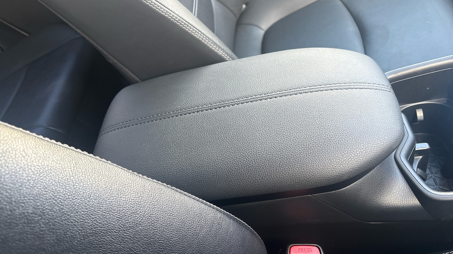 Used Toyota RAV4 2022 for sale - 76322452: Photo 61