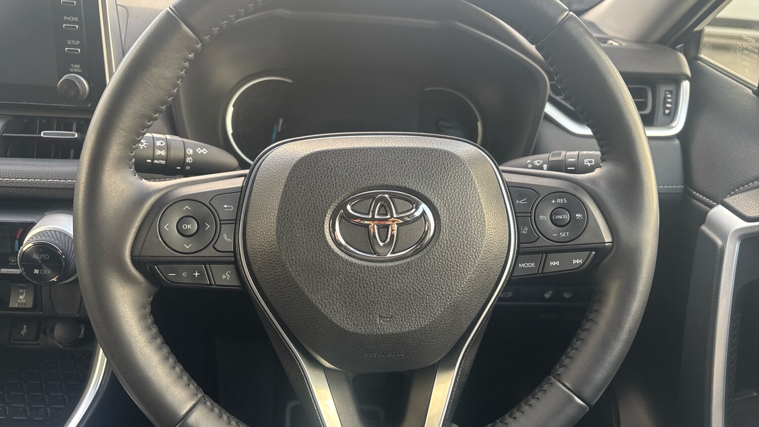 Used Toyota RAV4 2022 for sale - 76322452: Photo 8