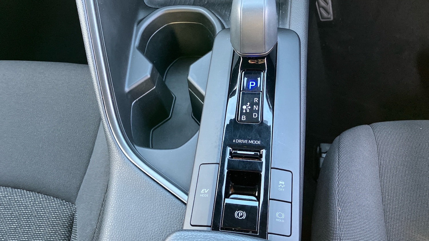 Used Toyota C-HR 2024 for sale - 77662456: Photo 35