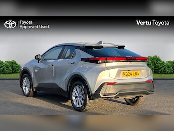 Used Toyota C-HR 2024 for sale - 77662456: Photo