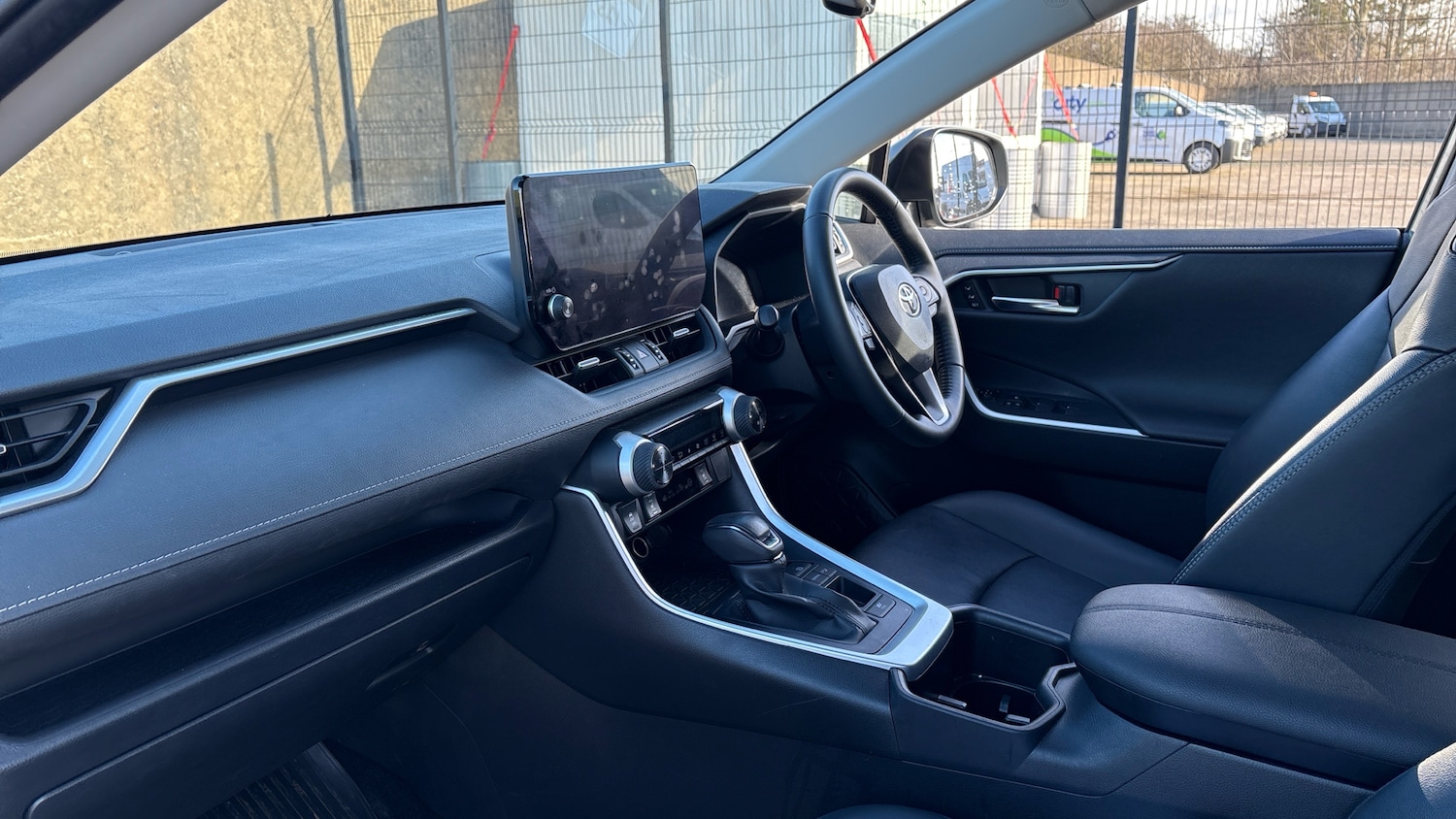 Used Toyota RAV4 2023 for sale - 77665510: Photo 10