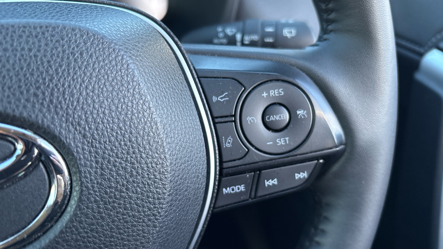 Used Toyota RAV4 2023 for sale - 77665510: Photo 34