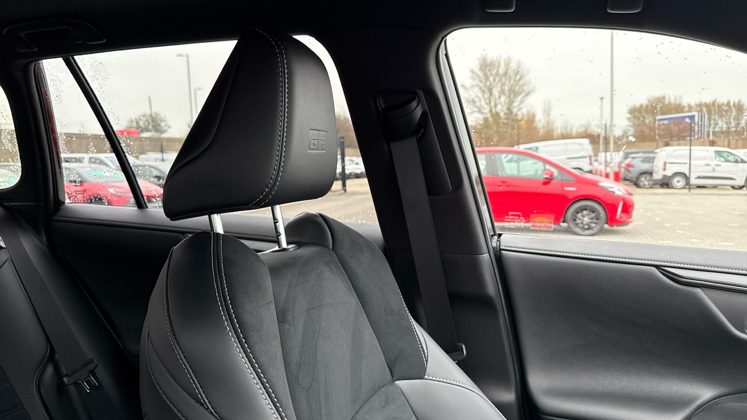 Used Toyota RAV4 2025 for sale - 76948185: Photo 31