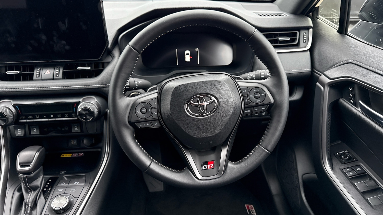 Used Toyota RAV4 2025 for sale - 76948185: Photo 6