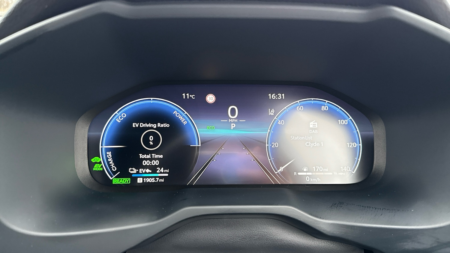 Used Toyota RAV4 2025 for sale - 76948185: Photo 9