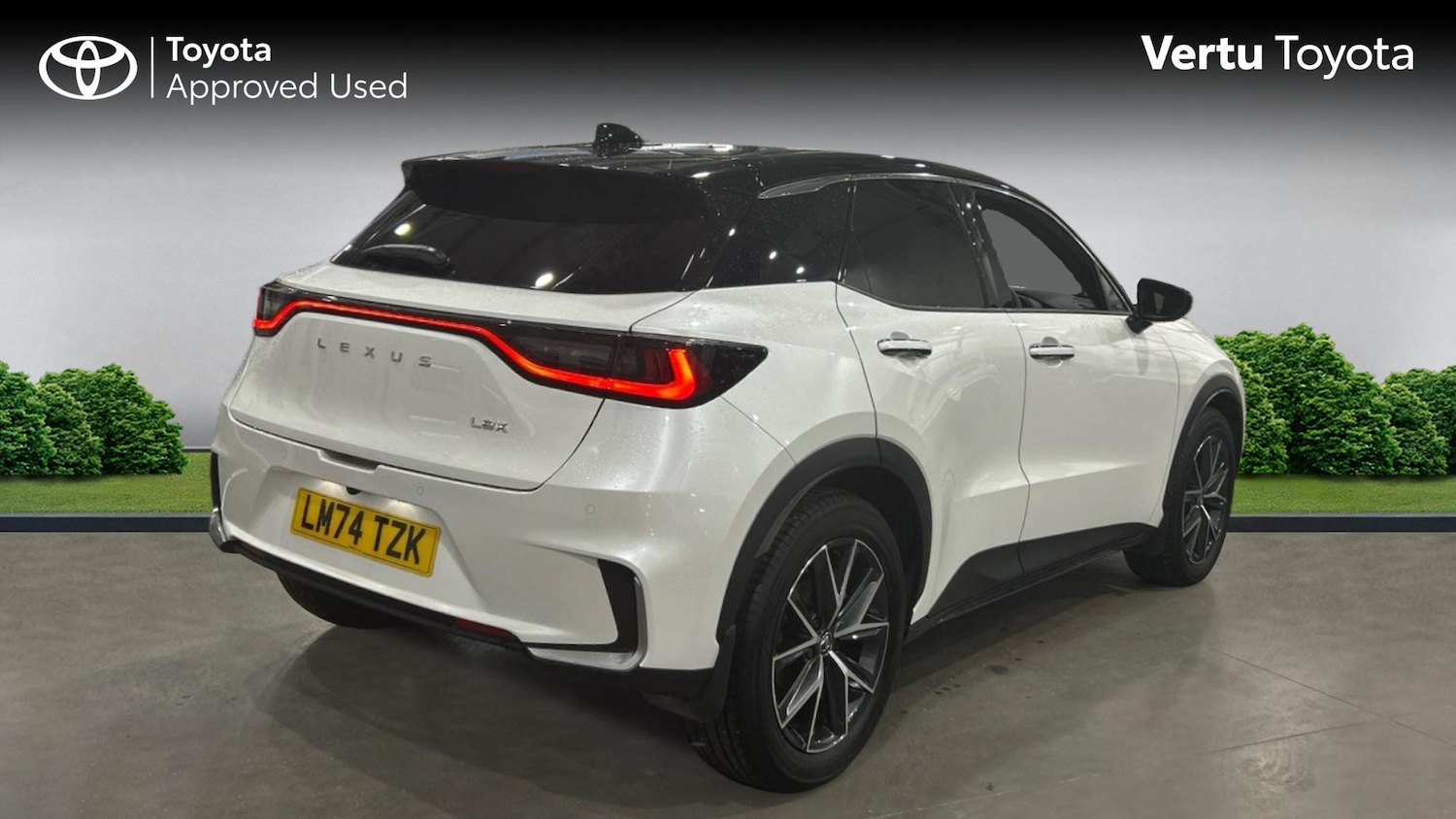 Used Lexus LBX 2024 for sale - 77492424: Photo 2