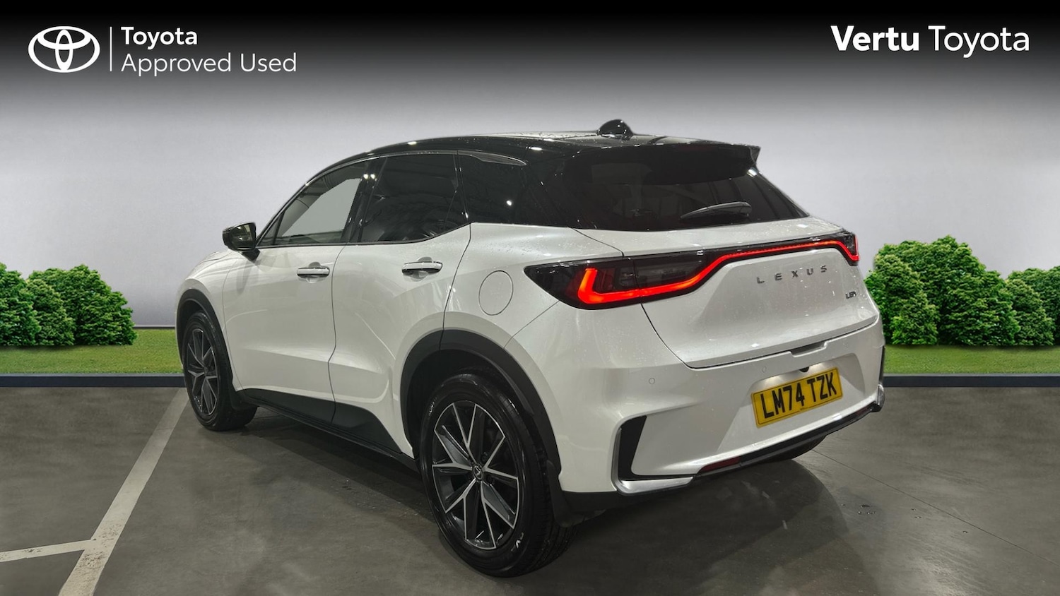 Used Lexus LBX 2024 for sale - 77492424: Photo 4