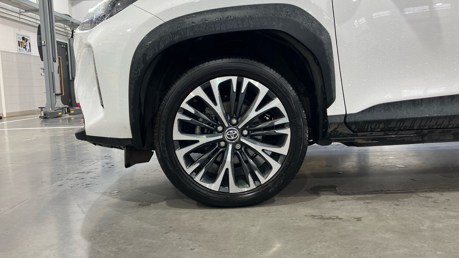 Used Toyota Yaris Cross 2024 for sale - 76374600: Photo 18