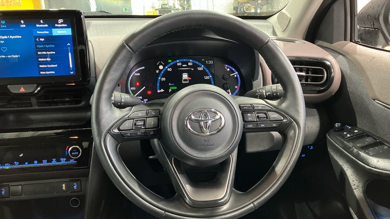 Used Toyota Yaris Cross 2024 for sale - 76374600: Photo 6