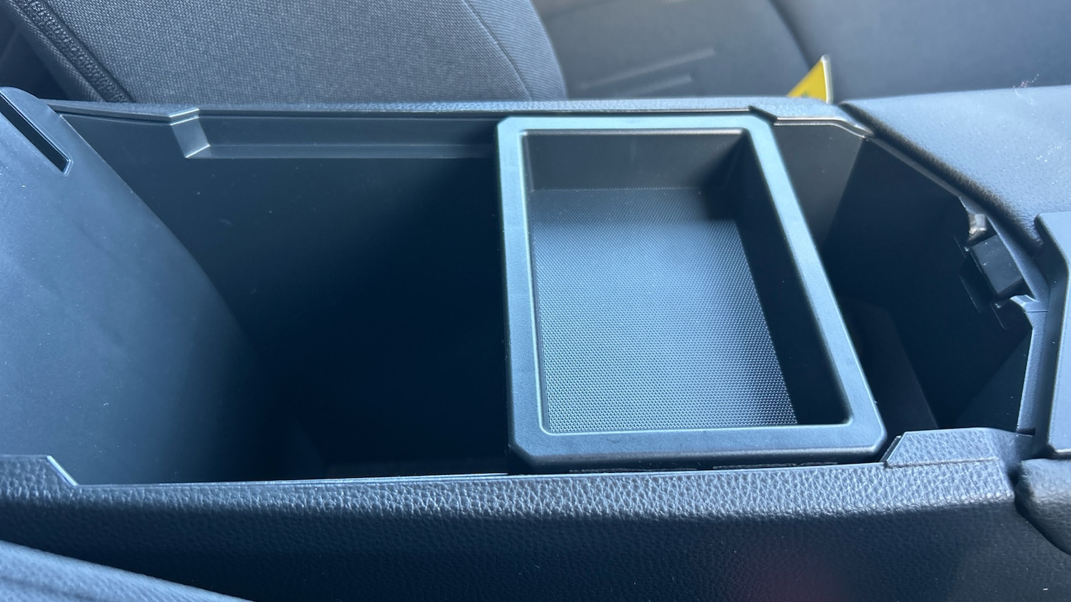 Used Toyota C-HR 2025 for sale - 77431561: Photo 30