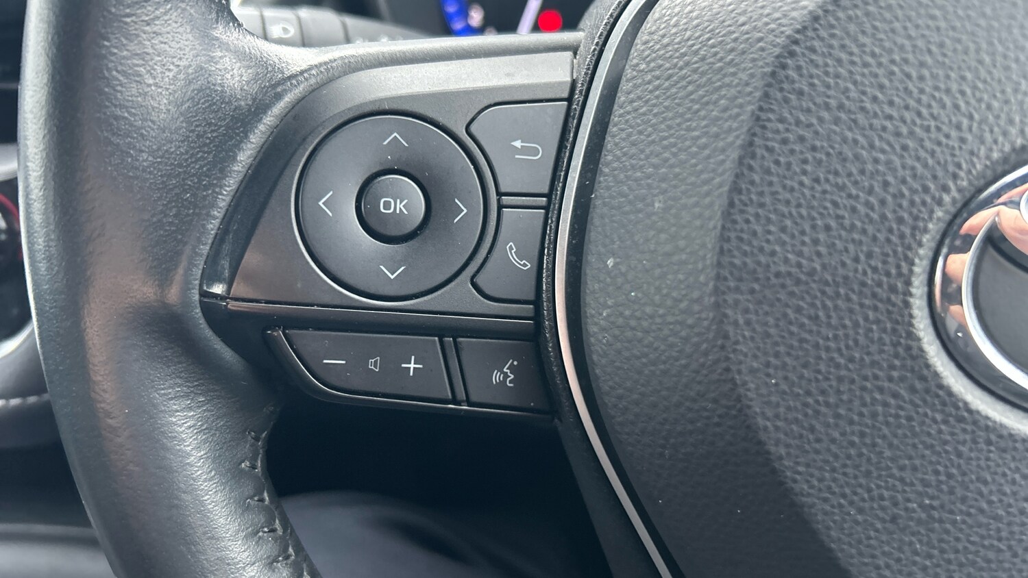 Used Toyota Corolla 2023 for sale - 77508358: Photo 33