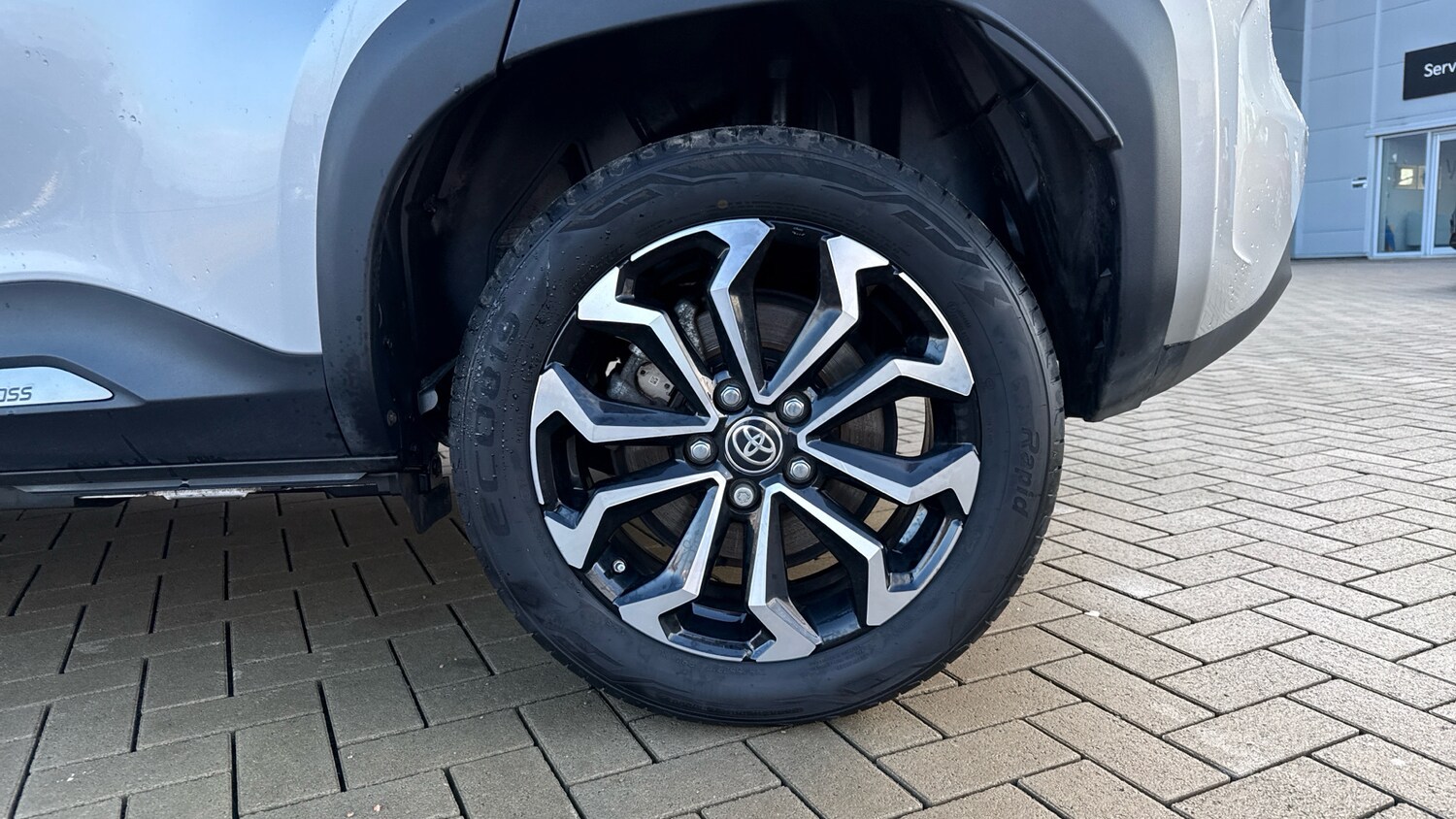 Used Toyota Yaris Cross 2023 for sale - 77730759: Photo 23