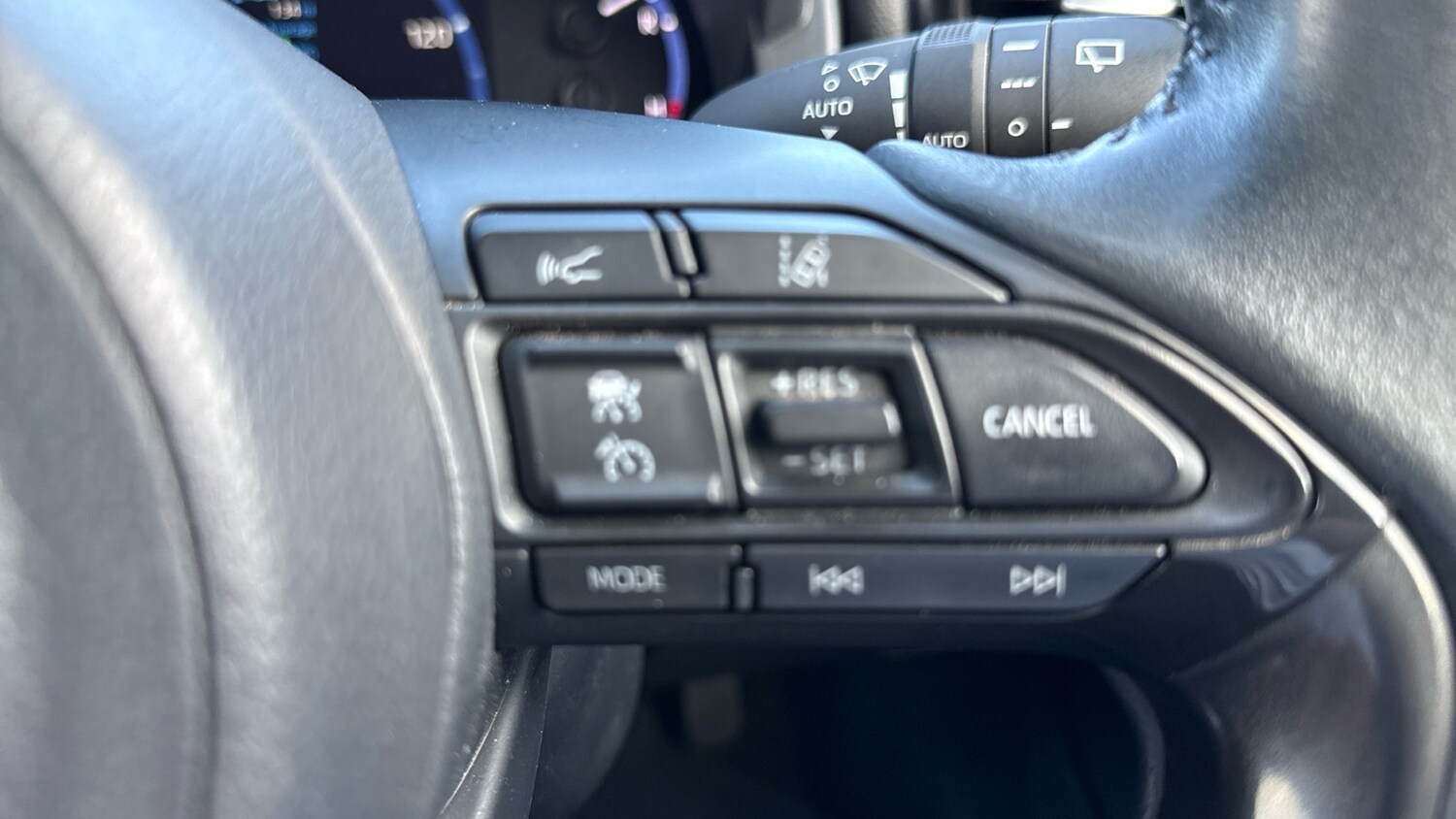 Used Toyota Yaris Cross 2023 for sale - 77730759: Photo 29