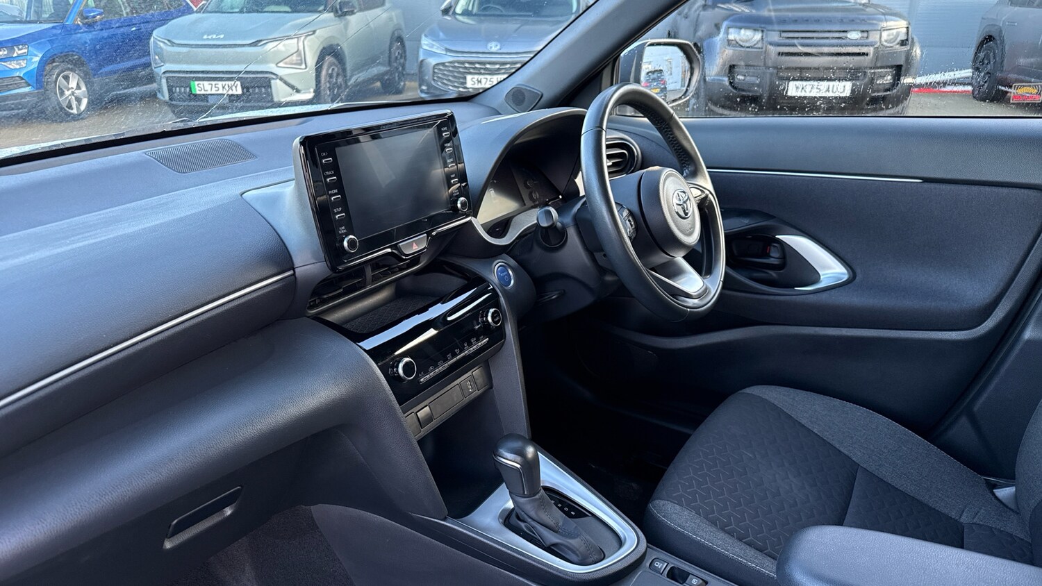 Used Toyota Yaris Cross 2023 for sale - 77730759: Photo 9