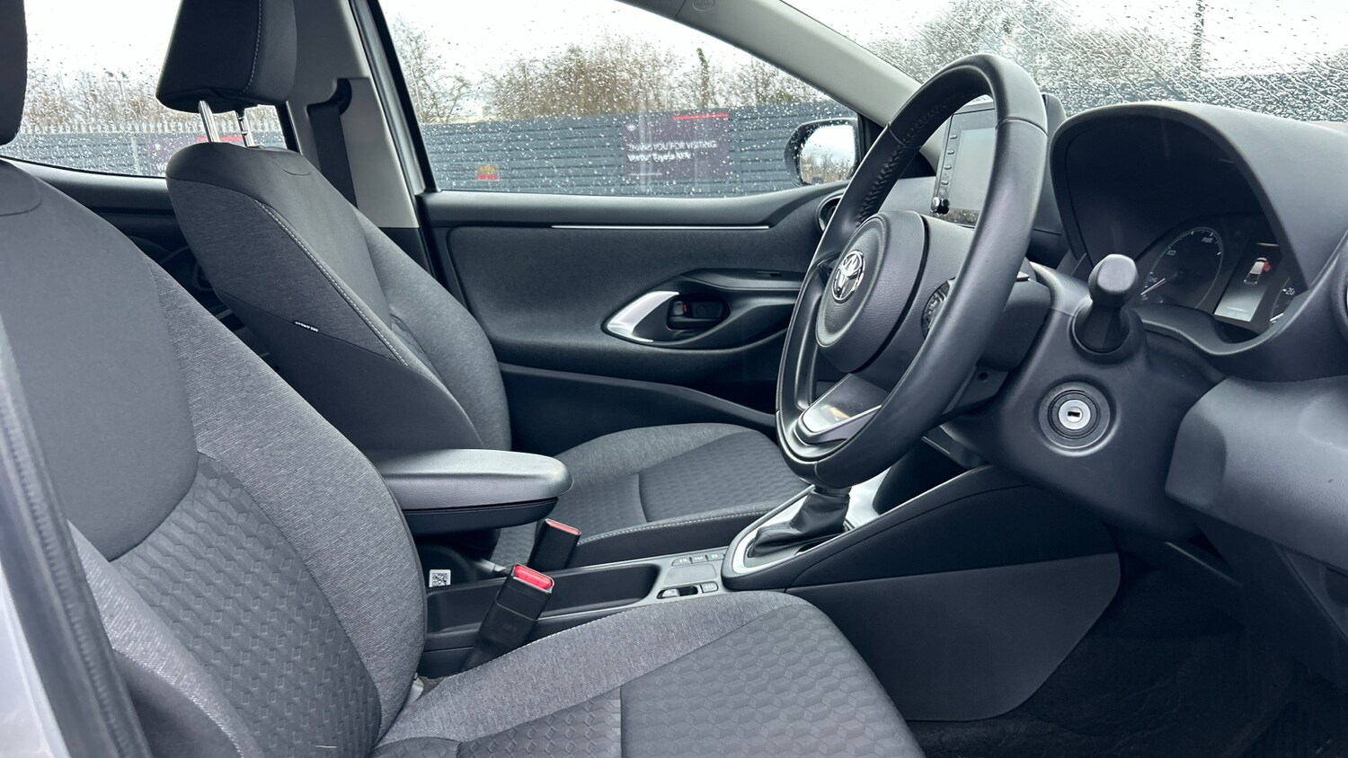 Used Toyota Yaris 2021 for sale - 77906260: Photo 11