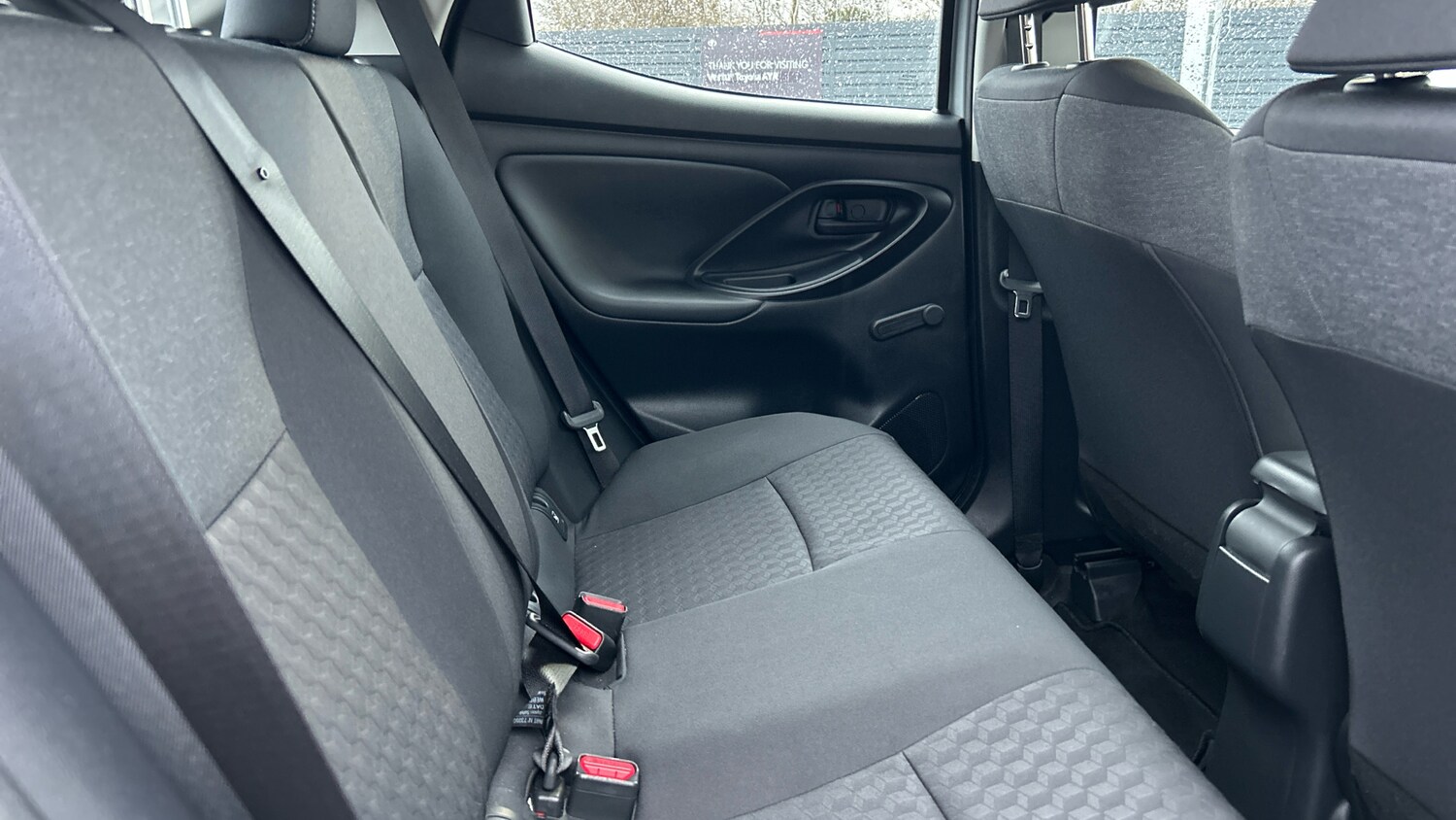 Used Toyota Yaris 2021 for sale - 77906260: Photo 12