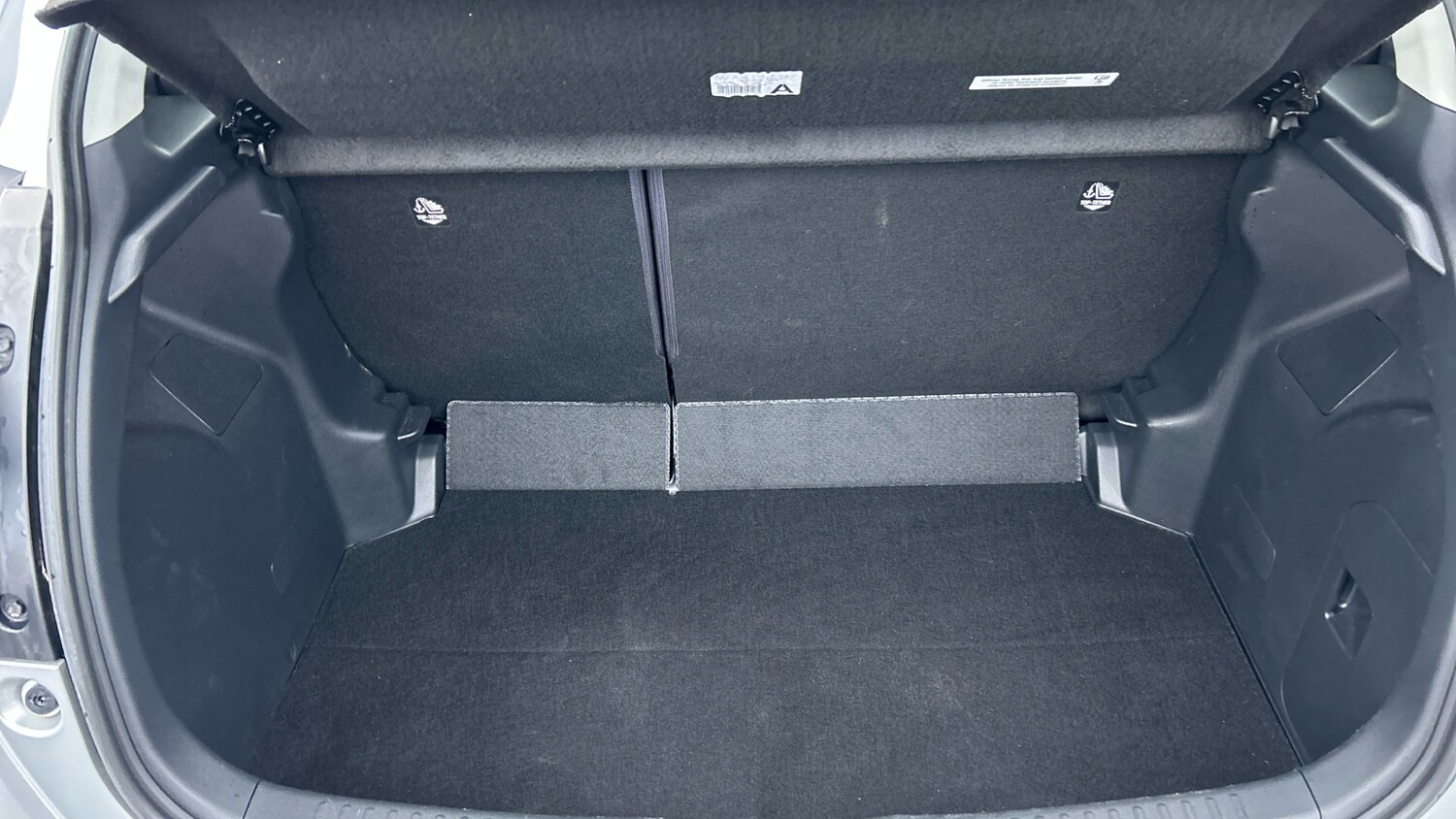 Used Toyota Yaris 2021 for sale - 77906260: Photo 14